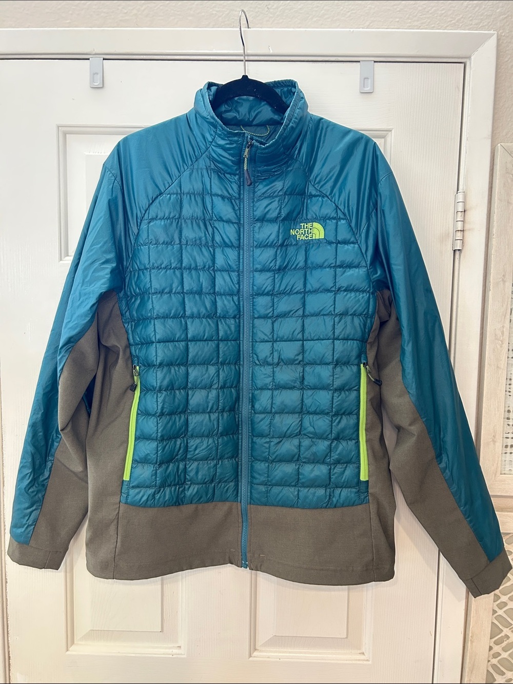 The North Face ThermoBall Hybrid Jacket Men’s Medium Teal Gray Olive Full Zip